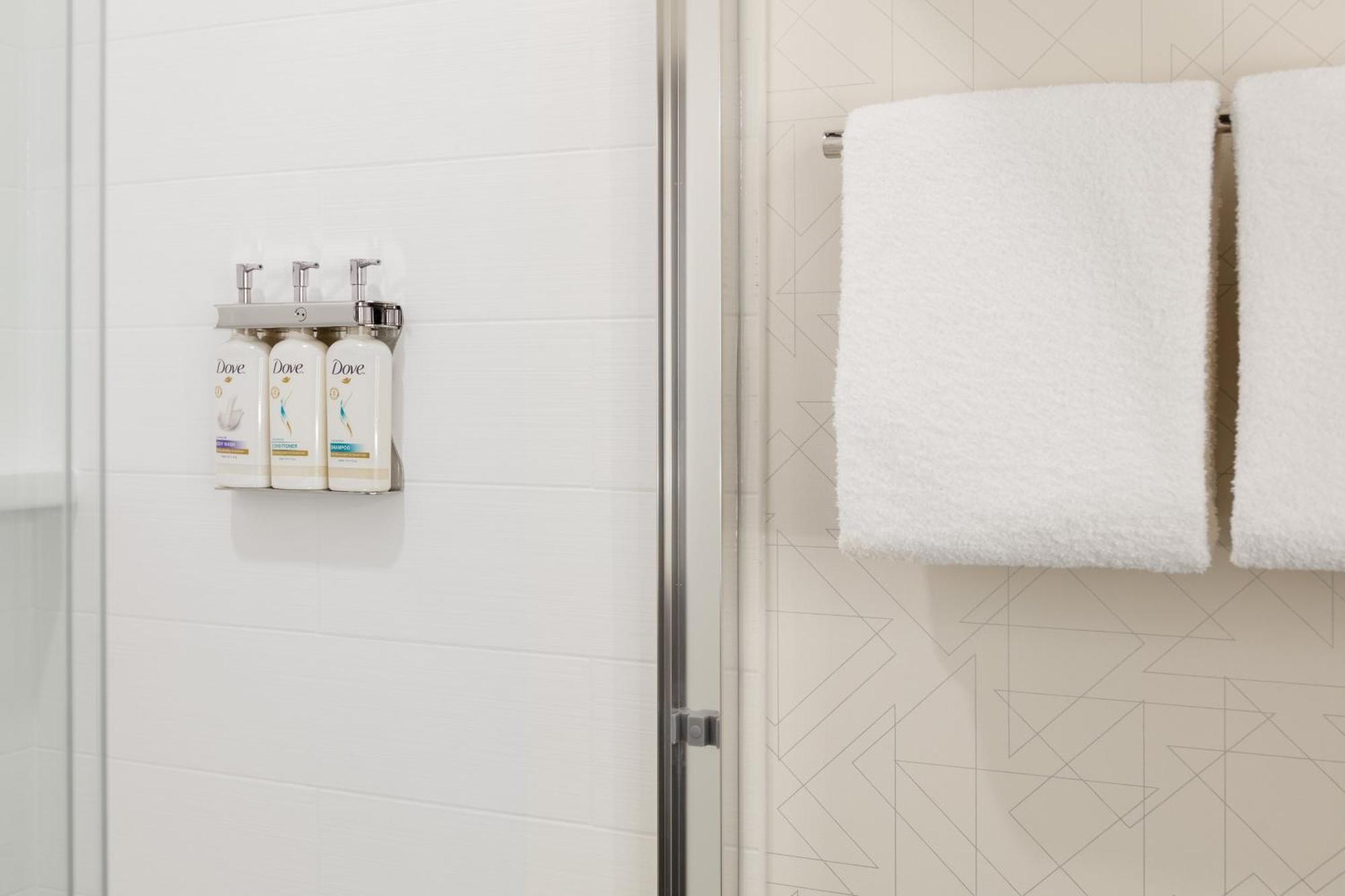 Holiday Inn Express South Burlington - Downtown By Ihg Extérieur photo